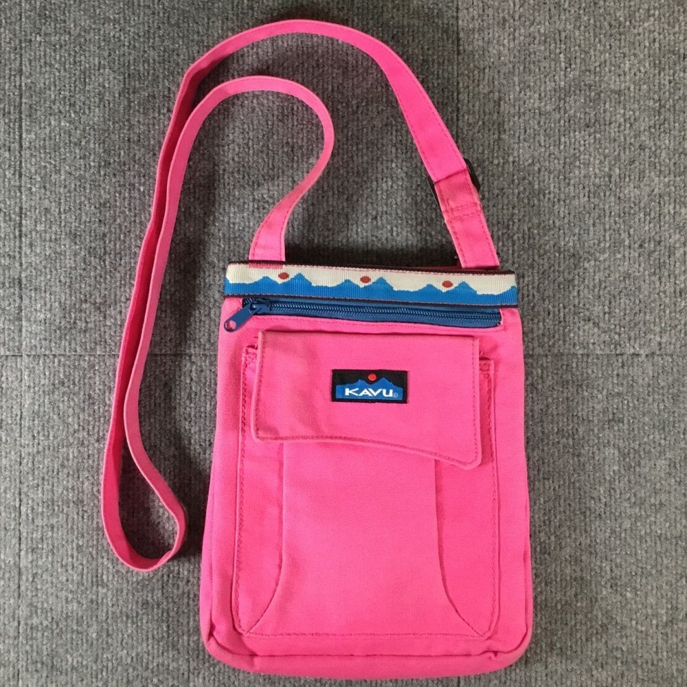 Kavu Keeper small crossbody purse